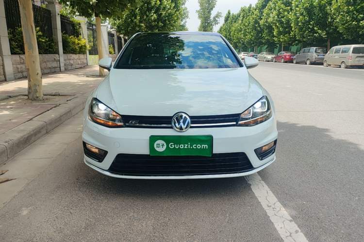 Used Volkswagen Golf 2016 1.4TSI Automatic R-Line Front