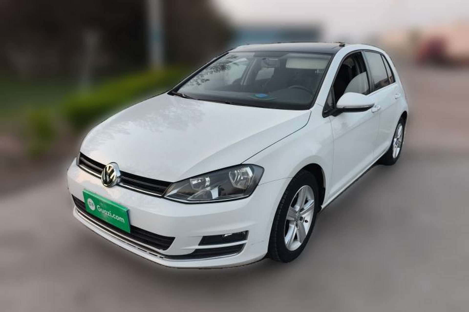 Used Volkswagen Golf 2016 230TSI Automatic Comfort Version Front Left 45 Deg