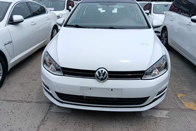 Used Volkswagen Golf 2016 230TSI Automatic Comfort Version Front