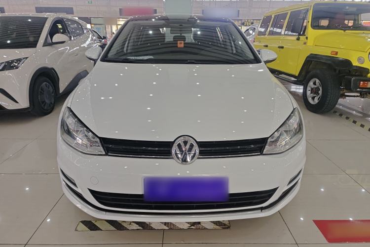 Used Volkswagen Golf 2016 1.6L Automatic Comfort Model Front