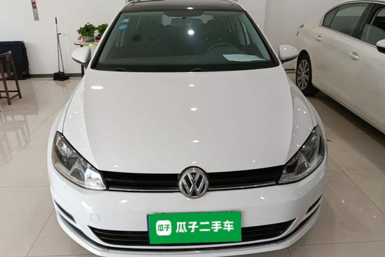 Used Volkswagen Golf 2016 1.6L Automatic Comfort Model Front