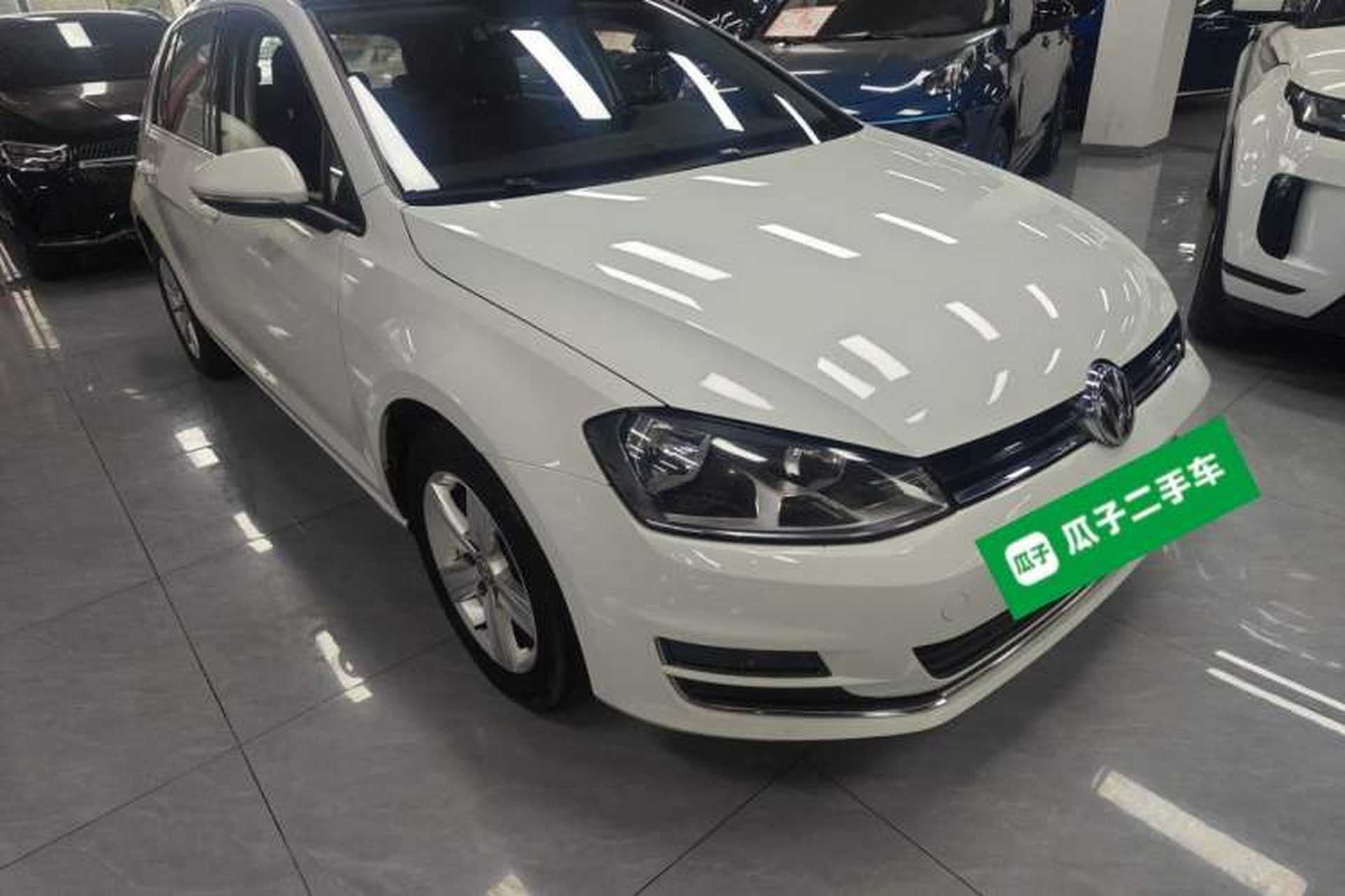 Used Volkswagen Golf 2016 1.6L Automatic Comfort Model Front Right 45 Deg