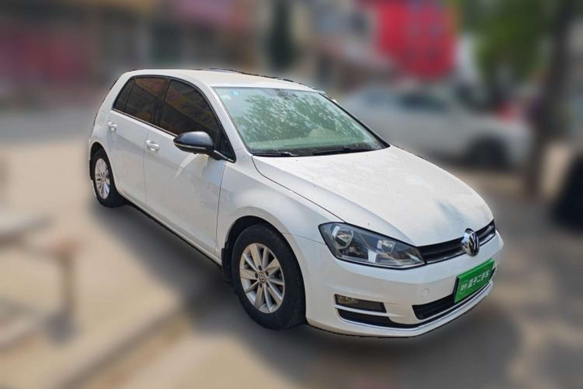 Used Volkswagen Golf 2016 1.6L Manual Fashion Edition Front Right 45 Deg
