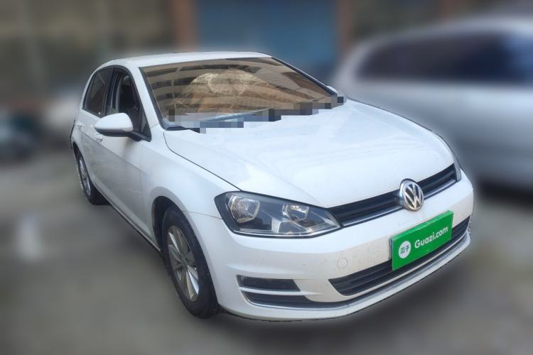 Used Volkswagen Golf 2016 1.6L Automatic Fashion Model Front Right 45 Deg