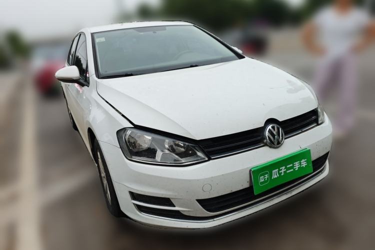 Used Volkswagen Golf 2016 1.6L Automatic Fashion Model Front Right 45 Deg