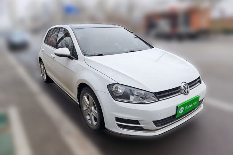 Used Volkswagen Golf 2016 1.6L Automatic Comfort Model Front Right 45 Deg