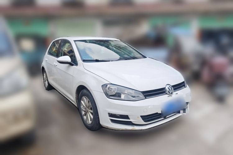 Used Volkswagen Golf 2016 1.6L Automatic Fashion Model Front Right 45 Deg