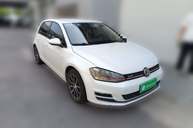 Used Volkswagen Golf 2016 1.6L Automatic Fashion Model Front Right 45 Deg