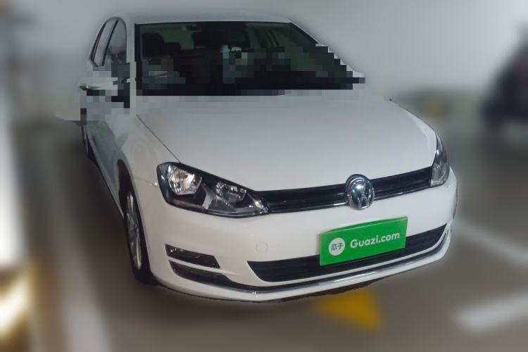 Used Volkswagen Golf 2016 1.6L Automatic Fashion Model Front Right 45 Deg