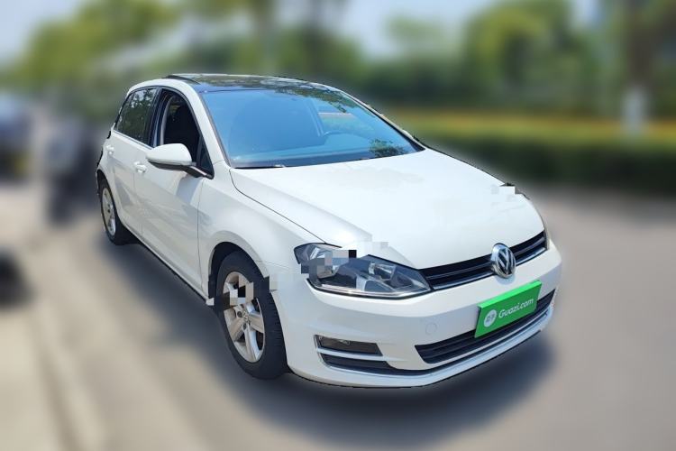 Used Volkswagen Golf 2016 1.6L Automatic Comfort Model Front Right 45 Deg