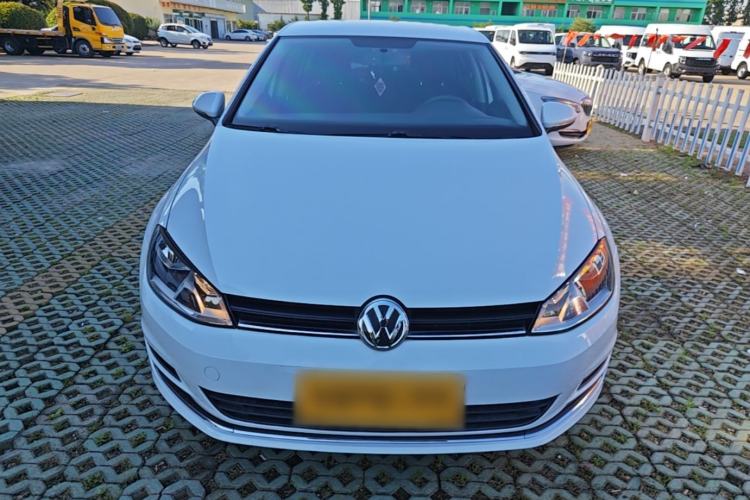Used Volkswagen Golf 2016 1.6L Automatic Fashion Model Front