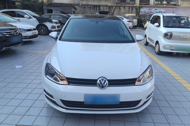 Used Volkswagen Golf 2016 230TSI Automatic Luxury Version Front
