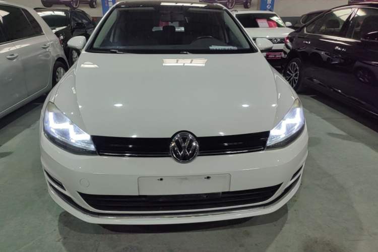 Used Volkswagen Golf 2016 230TSI Automatic Comfort Version Front