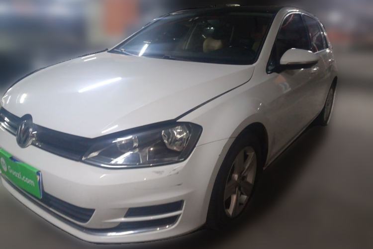 Used Volkswagen Golf 2016 230TSI Automatic Comfort Version Guazi used car, China used car export, Used car for sale, Used cars, Cheapest cars for sale