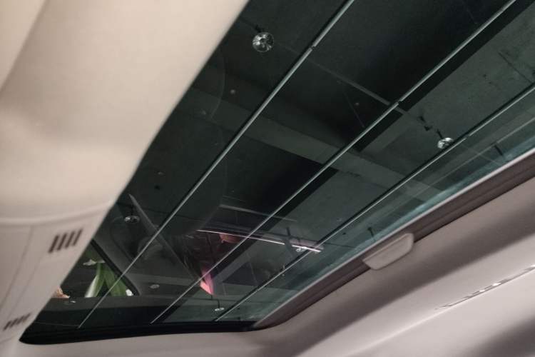 Used Volkswagen Golf 2016 230TSI Automatic Comfort Version Headliner