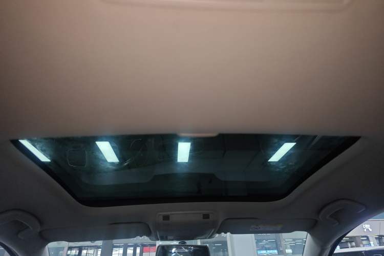 Used Volkswagen Golf 2016 1.6L Automatic Comfort Model Headliner