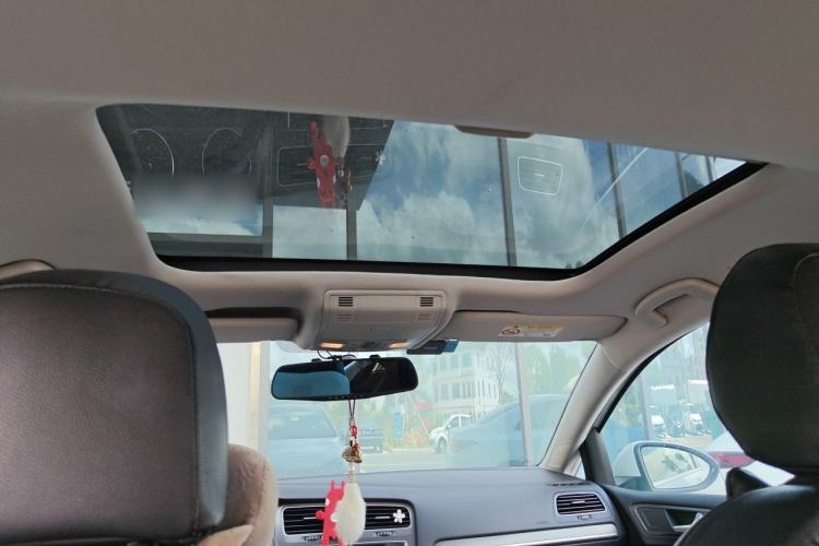 Used Volkswagen Golf 2016 230TSI Automatic Comfort Version Headliner