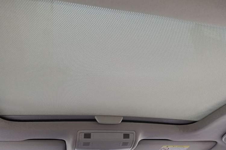 Used Volkswagen Golf 2016 1.6L Automatic Comfort Model Headliner