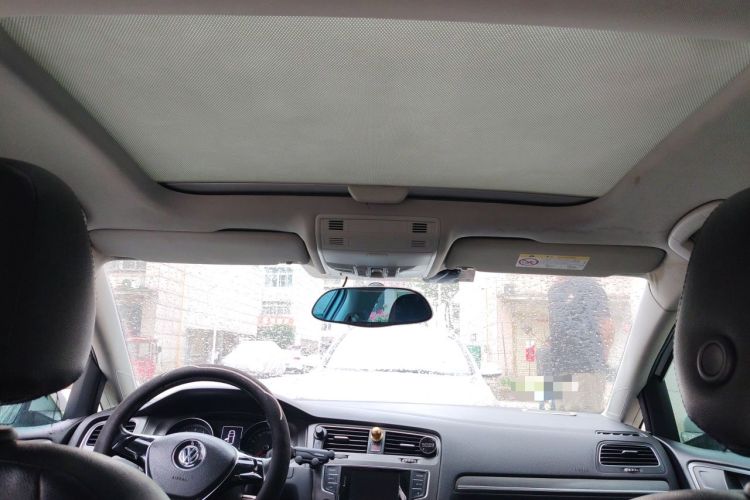 Used Volkswagen Golf 2016 1.6L Automatic Comfort Model Headliner