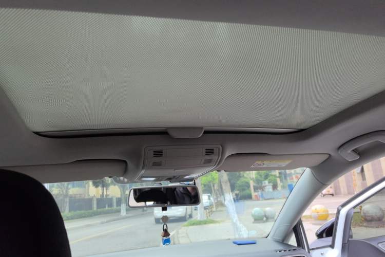 Used Volkswagen Golf 2016 230TSI Manual Comfort Version Headliner