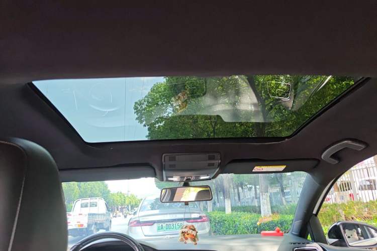 Used Volkswagen Golf 2016 1.4TSI Automatic R-Line Headliner