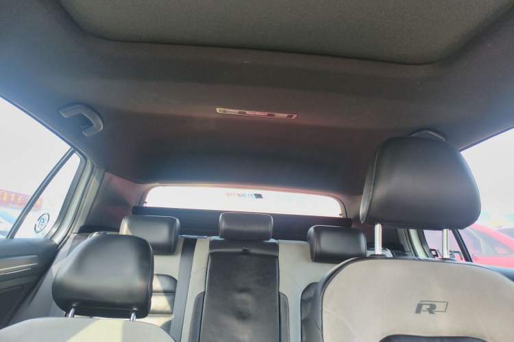 Used Volkswagen Golf 2016 1.4TSI Automatic R-Line Headliner