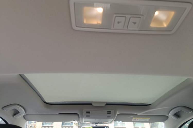 Used Volkswagen Golf 2016 230TSI Automatic Comfort Version Headliner
