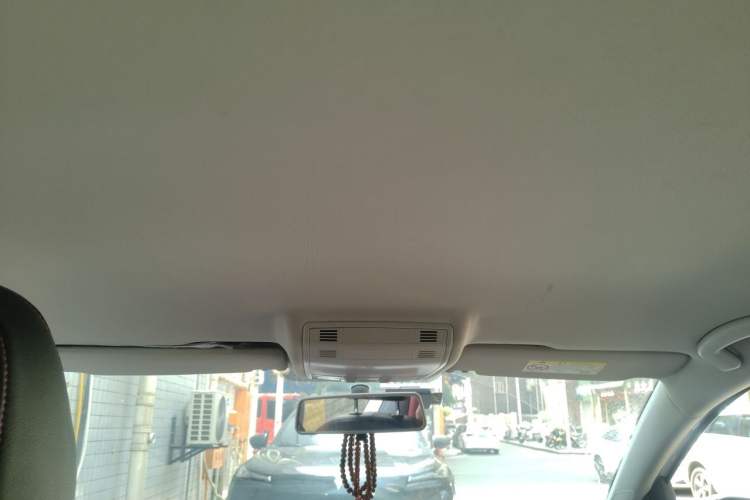 Used Volkswagen Golf 2016 1.6L Automatic Fashion Model Headliner