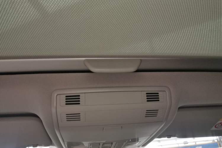 Used Volkswagen Golf 2016 1.6L Automatic Comfort Model Headliner