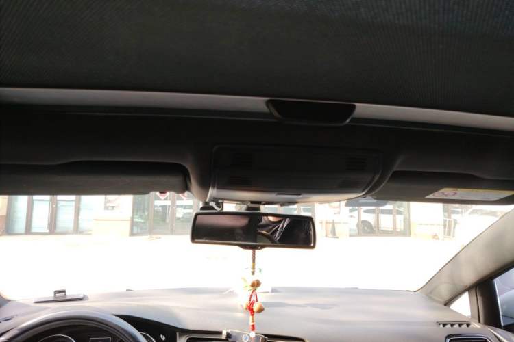 Used Volkswagen Golf 2016 1.4TSI Automatic R-Line Headliner