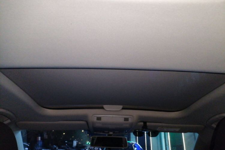 Used Volkswagen Golf 2016 230TSI Automatic Comfort Version Headliner