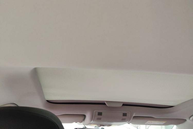 Used Volkswagen Golf 2016 230TSI Automatic Comfort Version Headliner
