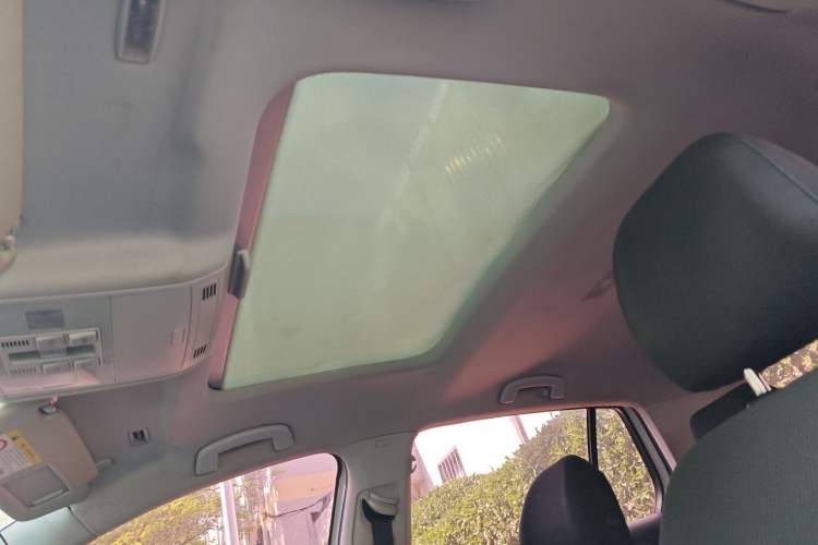 Used Volkswagen Golf 2016 230TSI Automatic Comfort Version Headliner