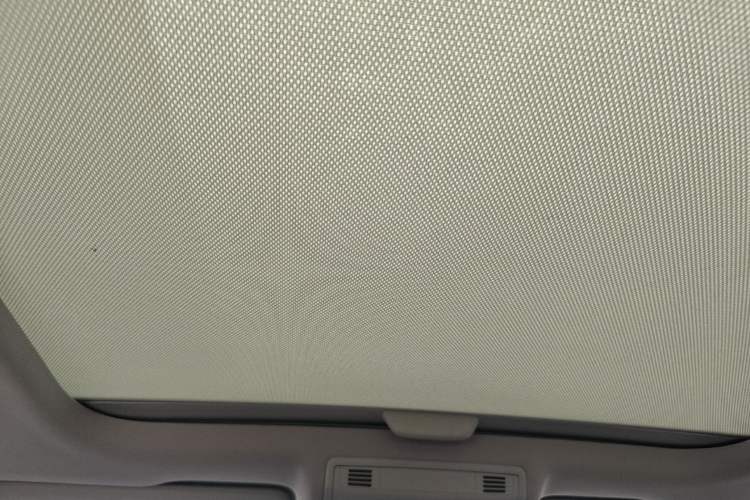 Used Volkswagen Golf 2016 230TSI Automatic Luxury Version Headliner