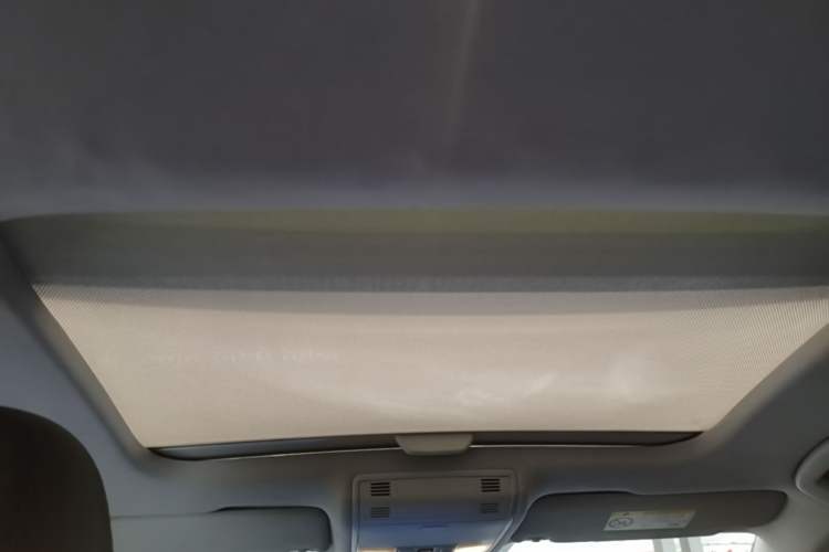 Used Volkswagen Golf 2016 230TSI Manual Comfort Version Headliner