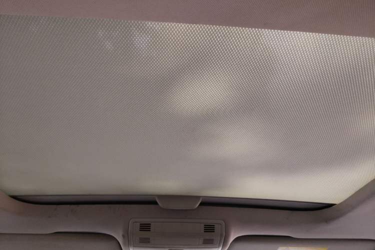 Used Volkswagen Golf 2016 230TSI Automatic Luxury Version Headliner