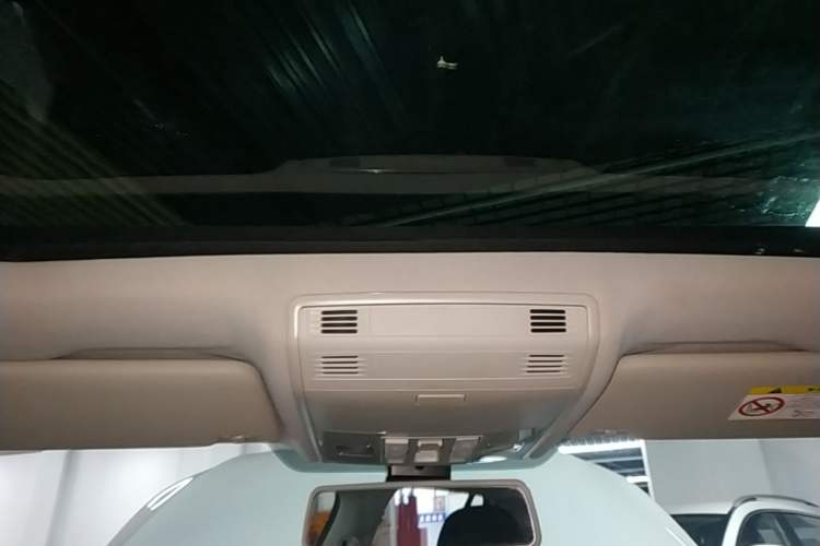 Used Volkswagen Golf 2016 1.6L Automatic Comfort Model Headliner