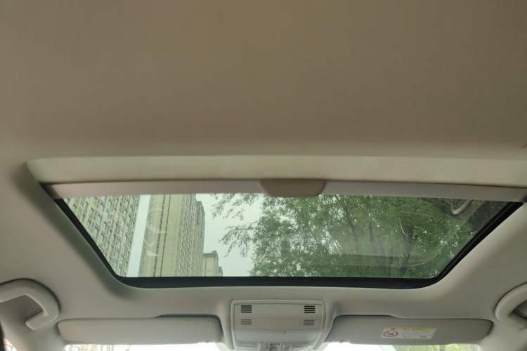 Used Volkswagen Golf 2016 1.6L Automatic Comfort Model Headliner