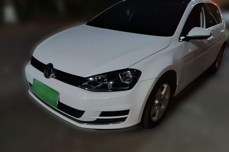 Used Volkswagen Golf 2016 230TSI Automatic Comfort Version Guazi used car, China used car export, Used car for sale, Used cars, Cheapest cars for sale