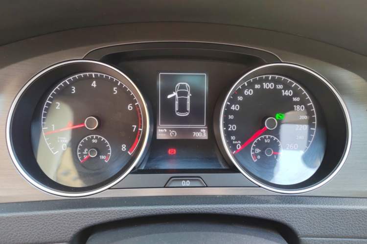 Used Volkswagen Golf 2016 1.6L Automatic Comfort Model Instrument Cluster