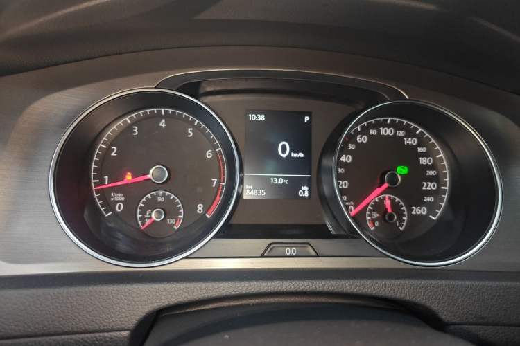 Used Volkswagen Golf 2016 1.6L Automatic Comfort Model Instrument Cluster