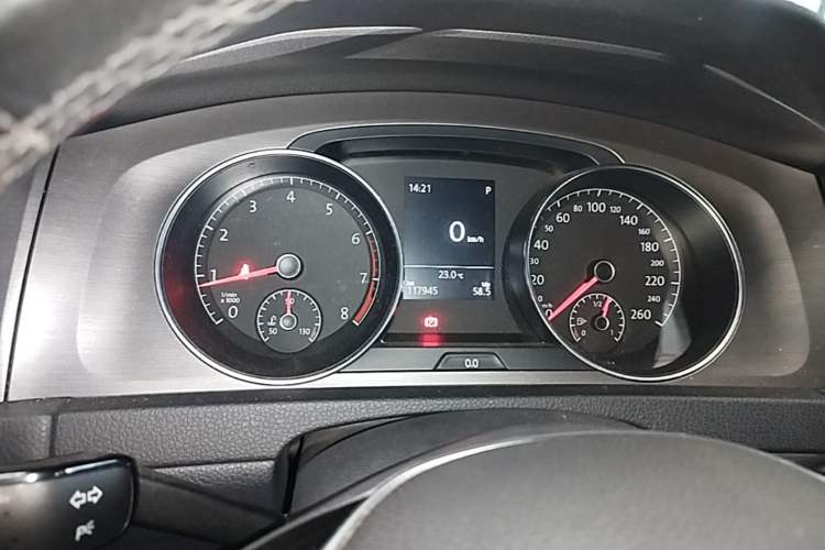 Used Volkswagen Golf 2016 1.6L Automatic Comfort Model Instrument Cluster