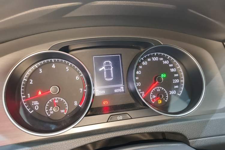 Used Volkswagen Golf 2016 1.6L Automatic Comfort Model Instrument Cluster