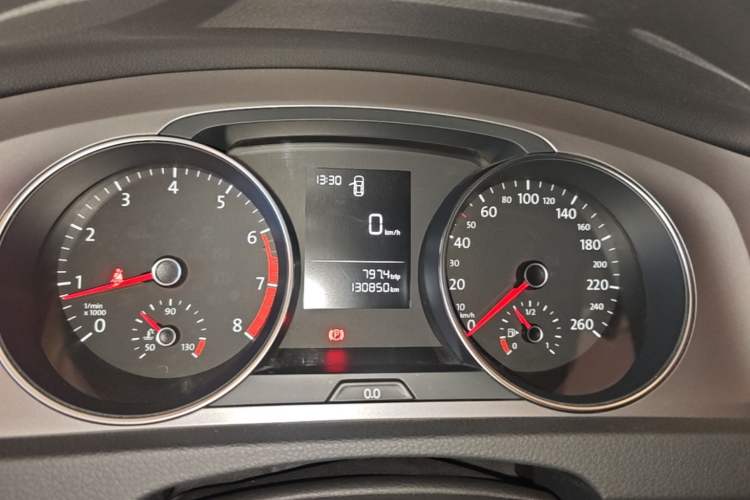 Used Volkswagen Golf 2016 1.6L Manual Fashion Edition Instrument Cluster