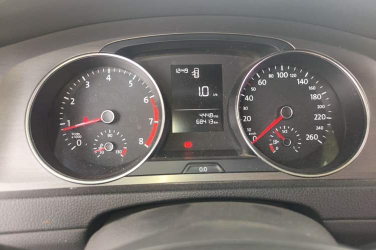 Used Volkswagen Golf 2016 1.6L Manual Fashion Edition Instrument Cluster