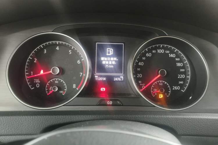 Used Volkswagen Golf 2016 230TSI Automatic Comfort Version Instrument Cluster