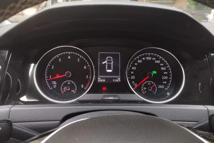Used Volkswagen Golf 2016 1.4 TSI 25th Anniversary Edition Instrument Cluster