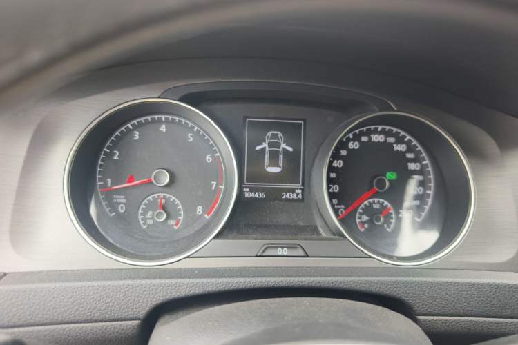 Used Volkswagen Golf 2016 1.6L Automatic Comfort Model Instrument Cluster