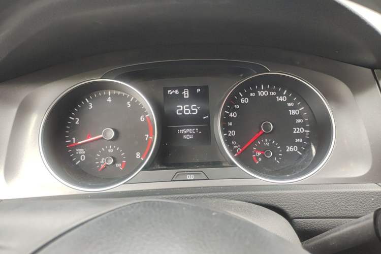 Used Volkswagen Golf 2016 1.6L Automatic Fashion Model Instrument Cluster