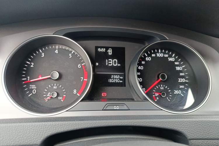 Used Volkswagen Golf 2016 1.6L Manual Fashion Edition Instrument Cluster